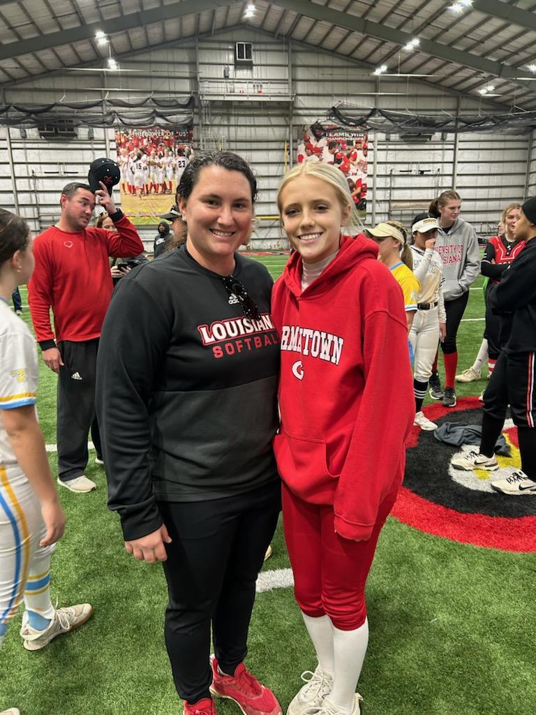 Bellematthews55's tweet photo. Today was awesome! I spent it at @RaginCajunsSB camp! Thank you so much for the invite! I loved the facilities and campus! I received great feedback and learned so much! #RedDevil4life @GerryGlasco @JustinRobe15 @CoachVeach @ShellieLandry @RedDevils16U @whatwhitwrites https://t.co/hCBN9qeRxh