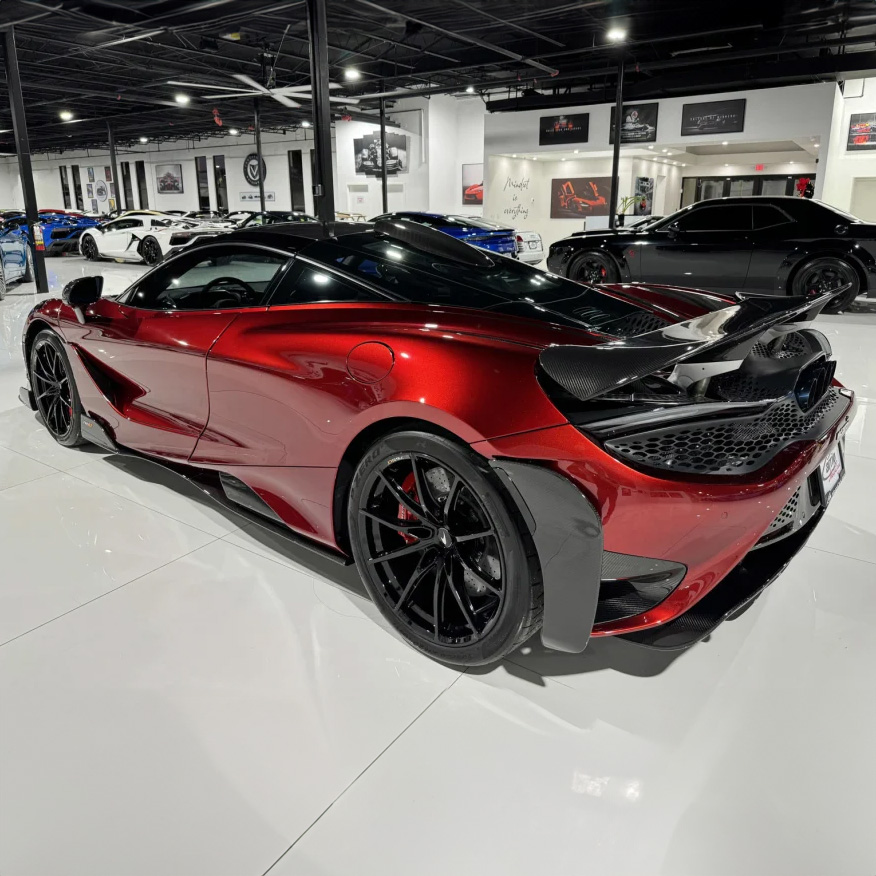 Take a look at this LOADED 2021 McLaren 765LT spec in MSO Volcano