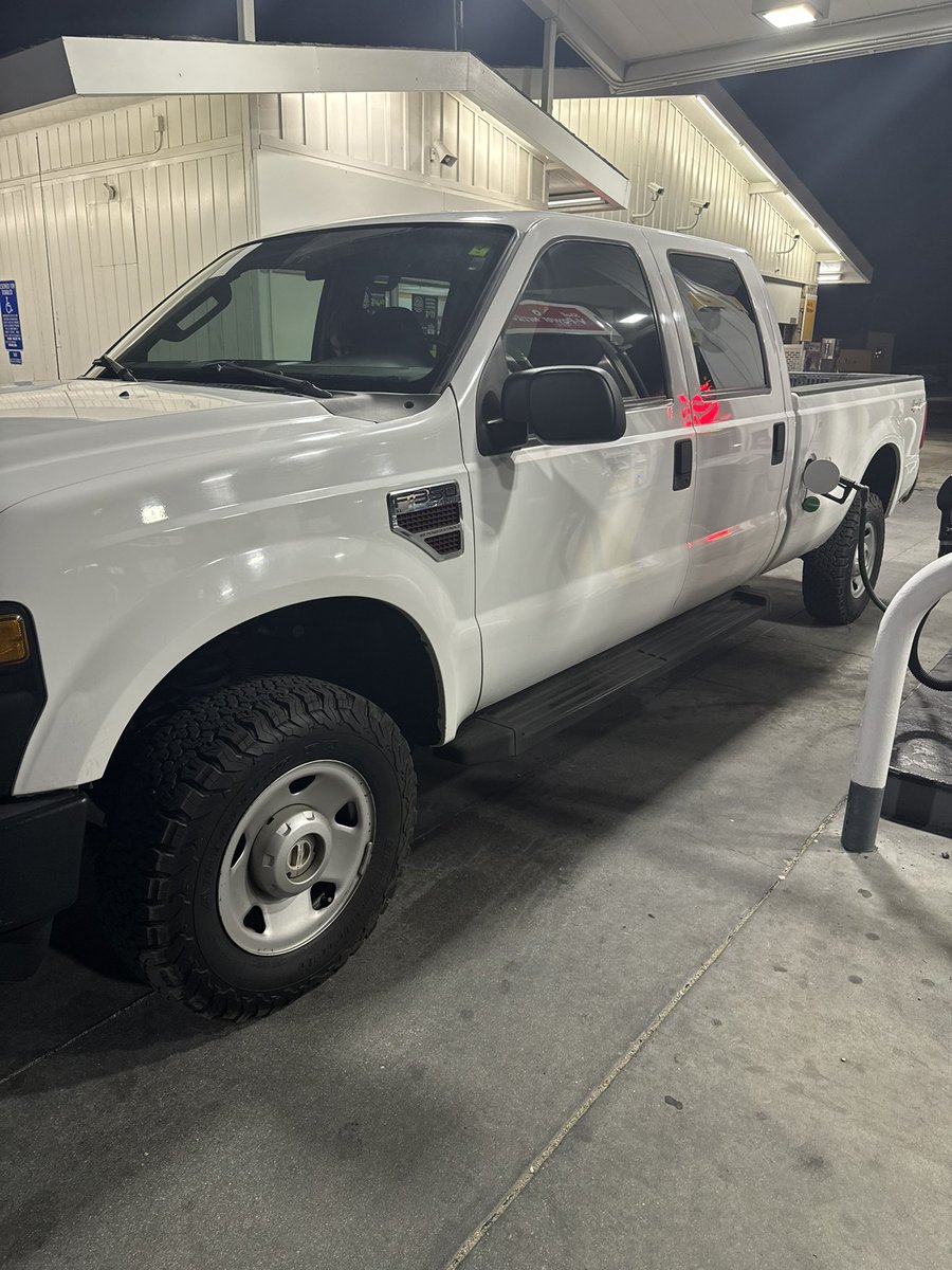 Joeyjoe1977 (@joey_ya_dig_it) on Twitter photo It’s a beast and 6 inch lift coming soon👍 It’s a beast and 6 inch lift coming soon👍