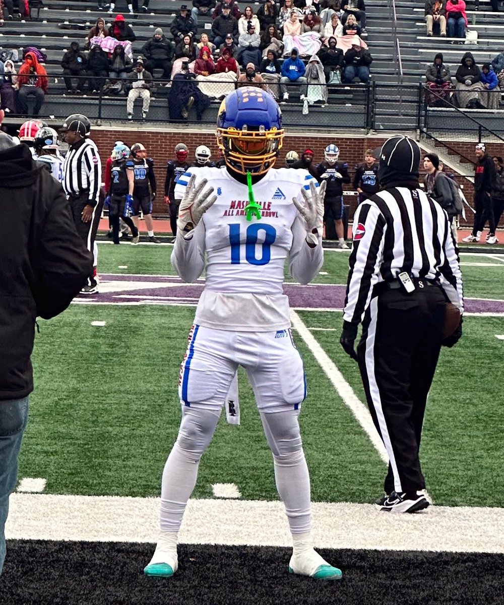 Cam Davis (@cam3davis) on Twitter photo Great game today, every snap was a battle. Surrounded by straight DAWGS‼️this must be what college feel like. SN: They couldn’t believe I only got 1 offer 🤷🏽♂️
<a href="/NashvilleAABowl/">Nashville All American Bowl 🏈</a> <a href="/CSmithScout/">Chris Smith</a> <a href="/BetterBalanceS1/">BetterBalanceSports&Fitness</a> <a href="/USATOP100dotorg/">USATOP100</a> @901Phenom Great game today, every snap was a battle. Surrounded by straight DAWGS‼️this must be what college feel like. SN: They couldn’t believe I only got 1 offer 🤷🏽♂️
<a href="/NashvilleAABowl/">Nashville All American Bowl 🏈</a> <a href="/CSmithScout/">Chris Smith</a> <a href="/BetterBalanceS1/">BetterBalanceSports&Fitness</a> <a href="/USATOP100dotorg/">USATOP100</a> @901Phenom