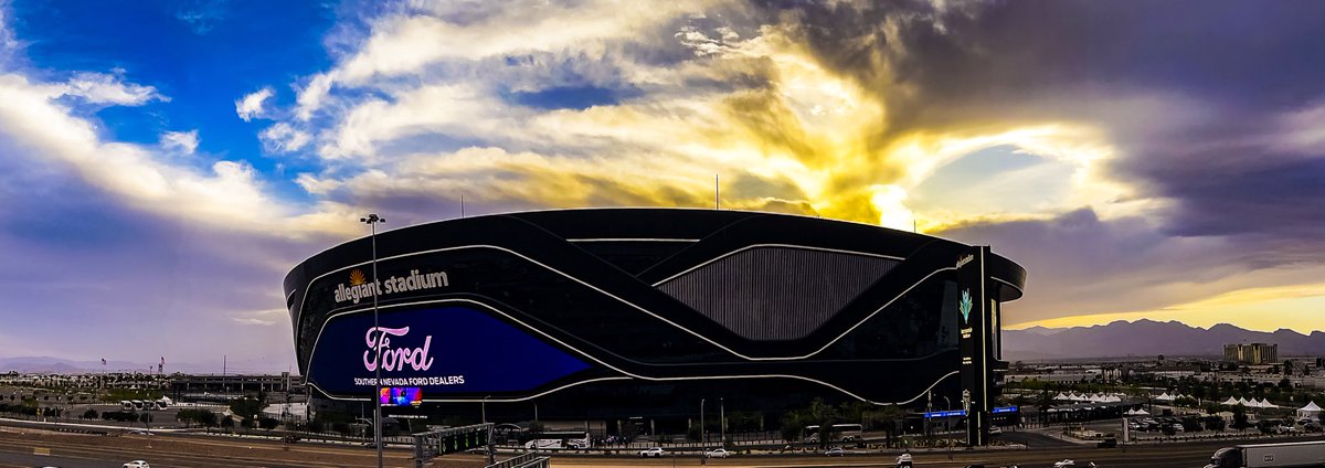 lovebatch's tweet image. Joints in #SinCity🎰 not under existence 20 yrs ago ⁦@stats_feed⁩