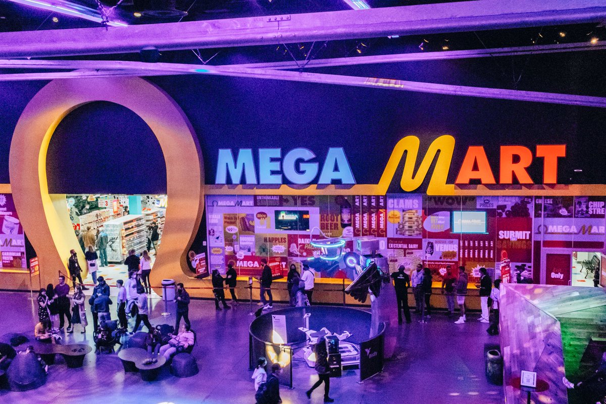 lovebatch's tweet image. Joints in #SinCity🎰 not under existence 20 yrs ago ⁦@stats_feed⁩