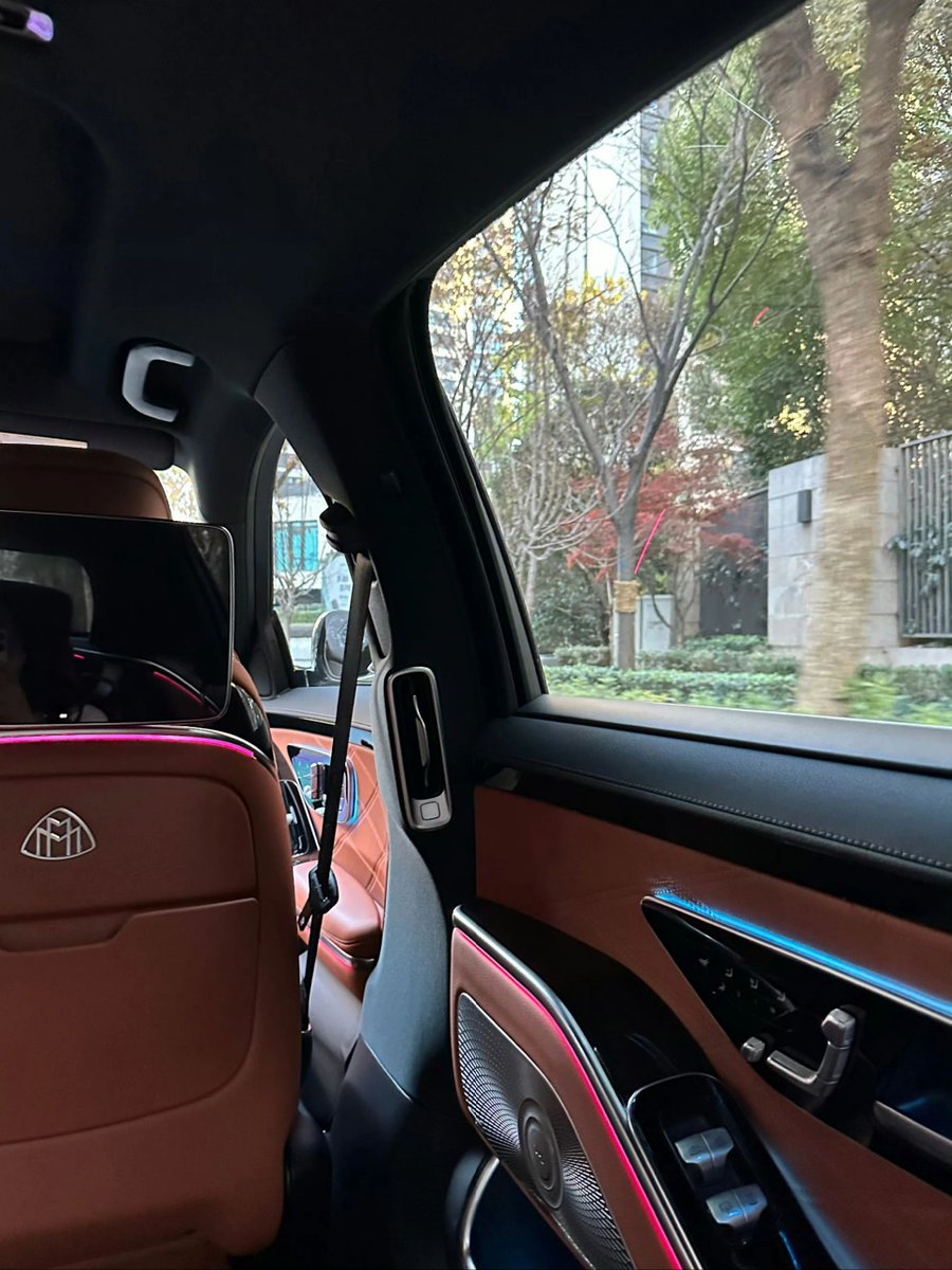 umbrawolves's tweet image. A day of golfing keeps the worries away 🏌️‍♀️🏌️‍♀️🏌️‍♀️