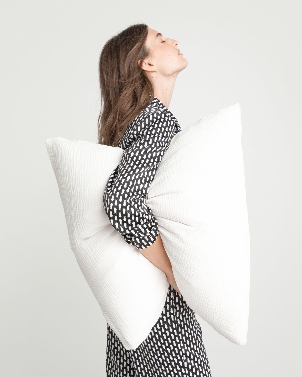 Sunday morning mood 🤍 Shop all lingerie and nightwear in the January Sale bit.ly/47nY5Lp