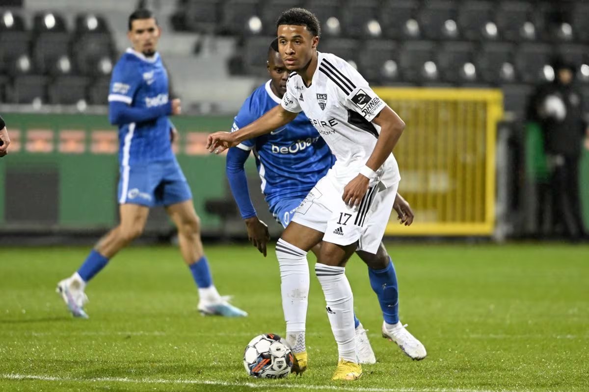 SupersubJPL's tweet image. 📢 Possible Departures - KAS Eupen

🇸🇮 Jan Gorenc and 🇫🇷 Nathan Bitumazala aren't selected for training camp.

Eupen are planning to loan them to another club for more playing time.

🔗 Eupen's website

#JPL #TransferNews #KASEupen