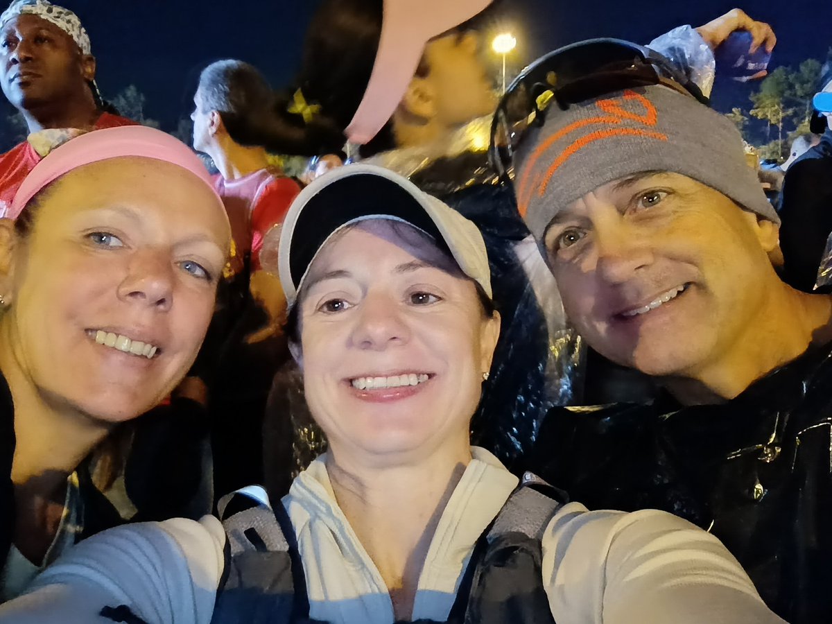 StephMaltzDC's tweet photo. Getting ready to start from #CorralB #WDWmarathon2024 #rundisney https://t.co/HZZs1B5tjn