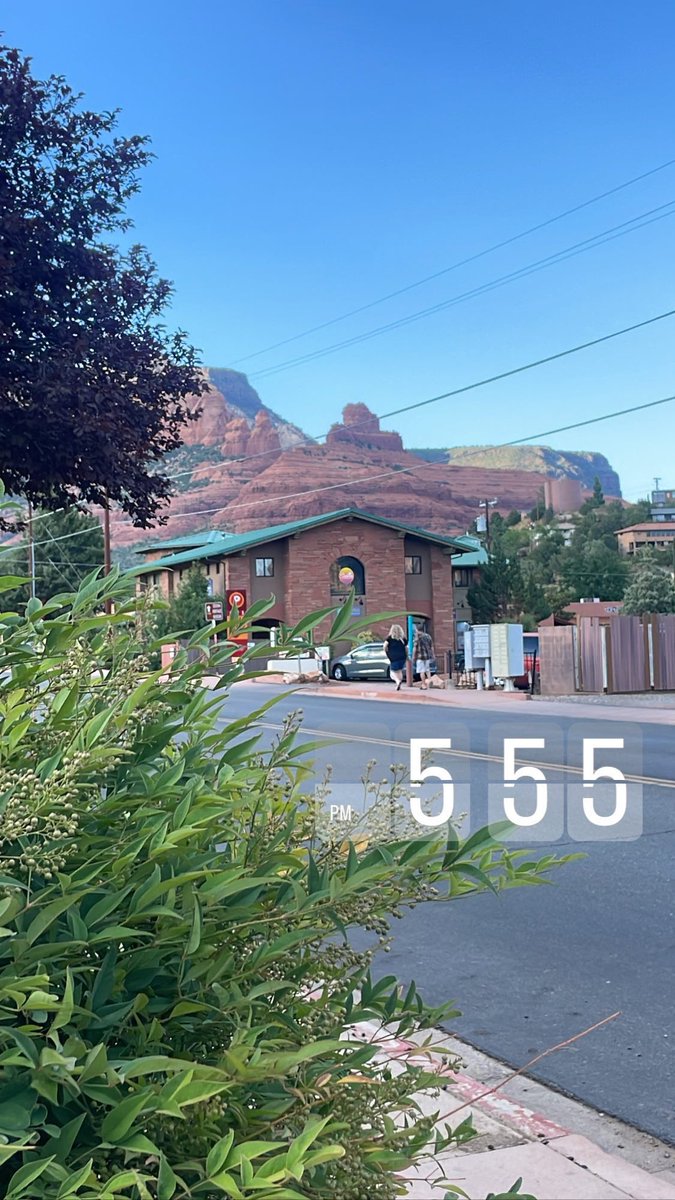 Darkskindevil's tweet photo. take me back to Sedona.🏜️ https://t.co/IHCvQOSjvG
