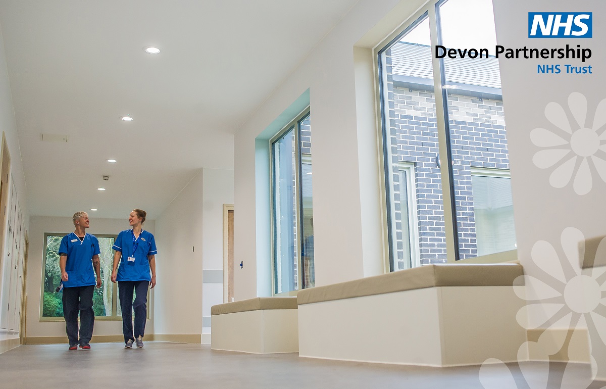 DPT_Jobs's tweet photo. We are currently recruiting to our internal bank 'DPT Staffing Solutions' for qualified staff to work in our inpatient and community settings across #Devon. We will shortlist and interview on a monthly basis. Find out more about the roles available: https://t.co/pBHV54M98a #NHS https://t.co/Gnkq4xp17A