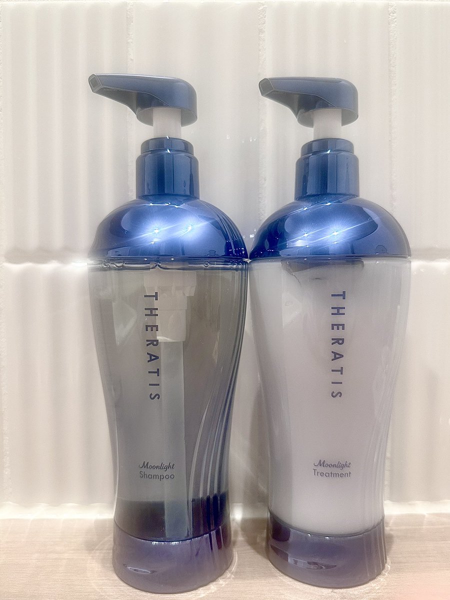 hachimitsuice's tweet photo. 寝ている間にうねりケアができるシャンプー&トリートメント🧖♀️🧴🫧
いい香りに包まれて翌朝寝癖が付きづらく手触りはサラサラで扱いやすくてスタイリングしやすくなります💇♀️✨️
くせ毛の夫の髪のおさまりもいい感じで家族で愛用中🫰🤍
#夜活美容 #PR #mixim #ミクシム #THERATIS #Moonlightスリーク https://t.co/Hw0kaVTNOy