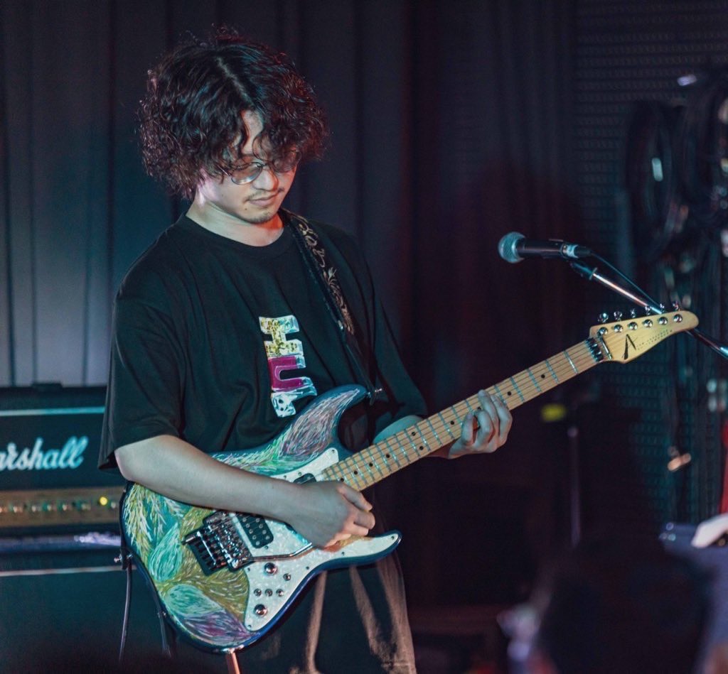 HULOVERofficial's tweet photo. 【🔥🤝サポートメンバー紹介🤝🔥】

2024.02.02(金)@アメリカ村DROP
TRY CROSS presents.
『TRY CROSS FES』

@micky_HULOVER 
@molehill24 
@onochi_bass 
@kuro0000001 

#トライクロスフェス https://t.co/jFoEVA83ne