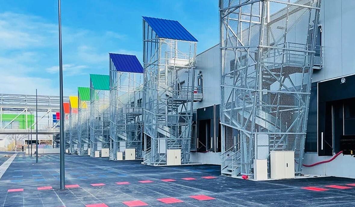 LaProvenceArles's tweet photo. Marcel Martel : "Le pôle logistique du Min va ouvrir dans quelques semaines" à Châteaurenard 👉 https://t.co/sWrqksnIEE https://t.co/UImuZdQjAu