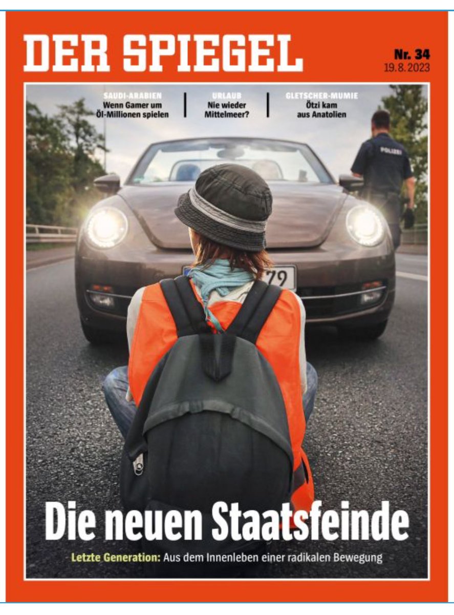 giulio_mattioli's tweet photo. Left: Germany's best selling weekly Spiegel reporting on farmers blocking motorway exits across Germany for a dispute on subsidies.  

Right: Spiegel reporting on young people blocking city streets for more climate action (it says: "The new enemies of the State") https://t.co/9hVjBC5os0