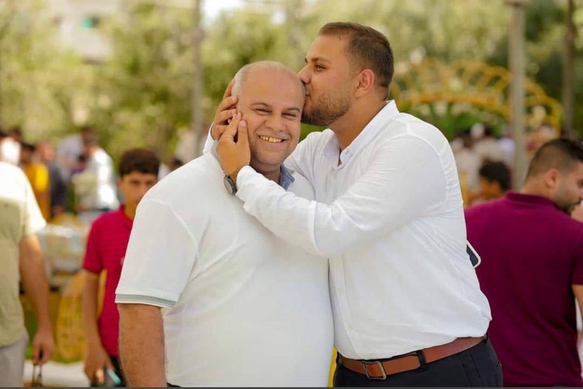 adhamsharkawi's tweet photo. كيف نُعزِّيكَ يا أبا حمزة
كل الكلام أخرس، وكل العبارات بلهاء 💔

معلش، والله معلش https://t.co/HTLGFHxeJH