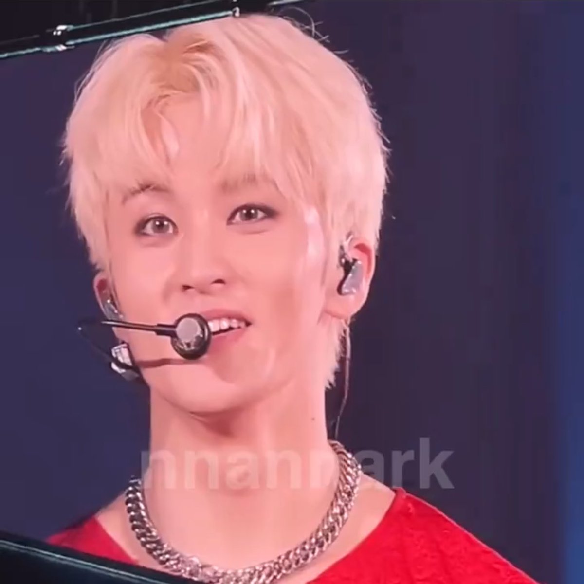 ً (@looksmkl) on Twitter photo 