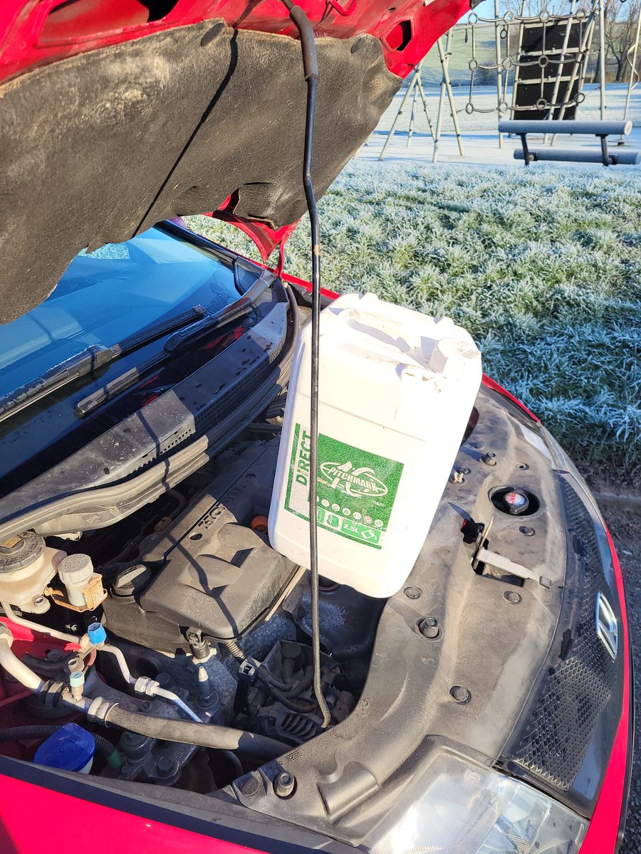 Let's get this line marking paint defrosted lads <a href="/BBUFC_s/">IRONGATE FC</a> <a href="/BamberBridgeFC/">Bamber Bridge FC</a>