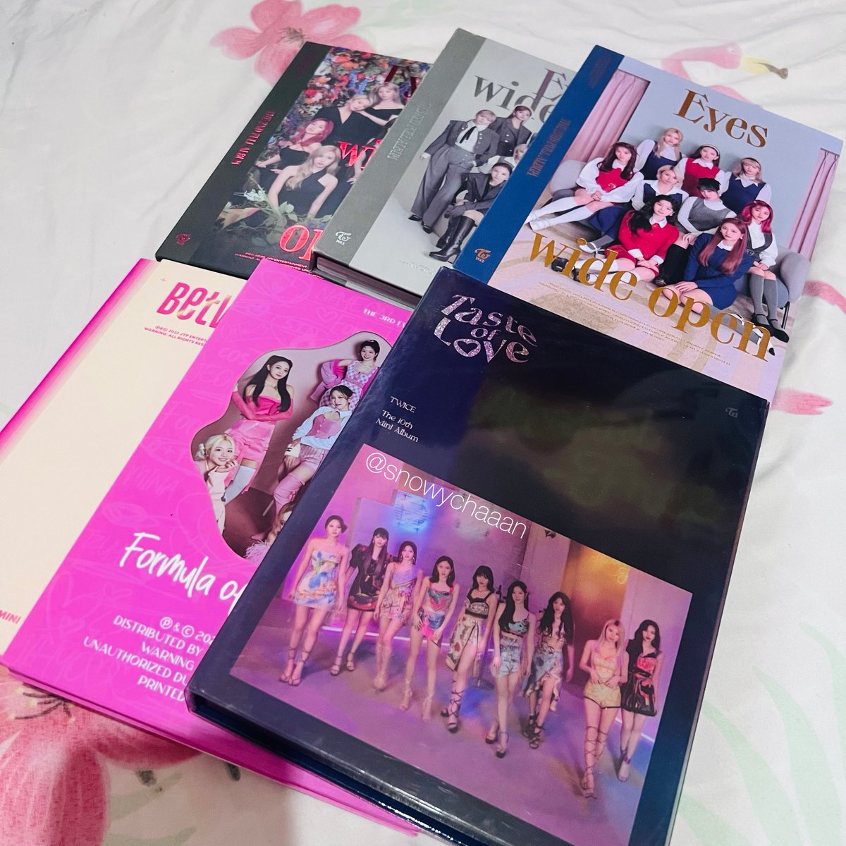 snowychaaan's tweet photo. 💌 From @ONCEfinds |   #ONCEfindsFeedbacks

Thank you for the smooth transaction. Items arrived safely. ✨💜

#SnowychanMails https://t.co/V94f8V6rZH