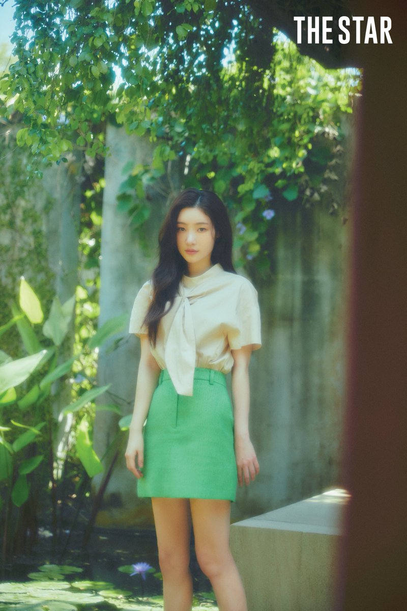 jcyarchive's tweet photo. chaeyeon x THE STAR

#정채연 #JungChaeyeon https://t.co/ZzIfTgG0fB