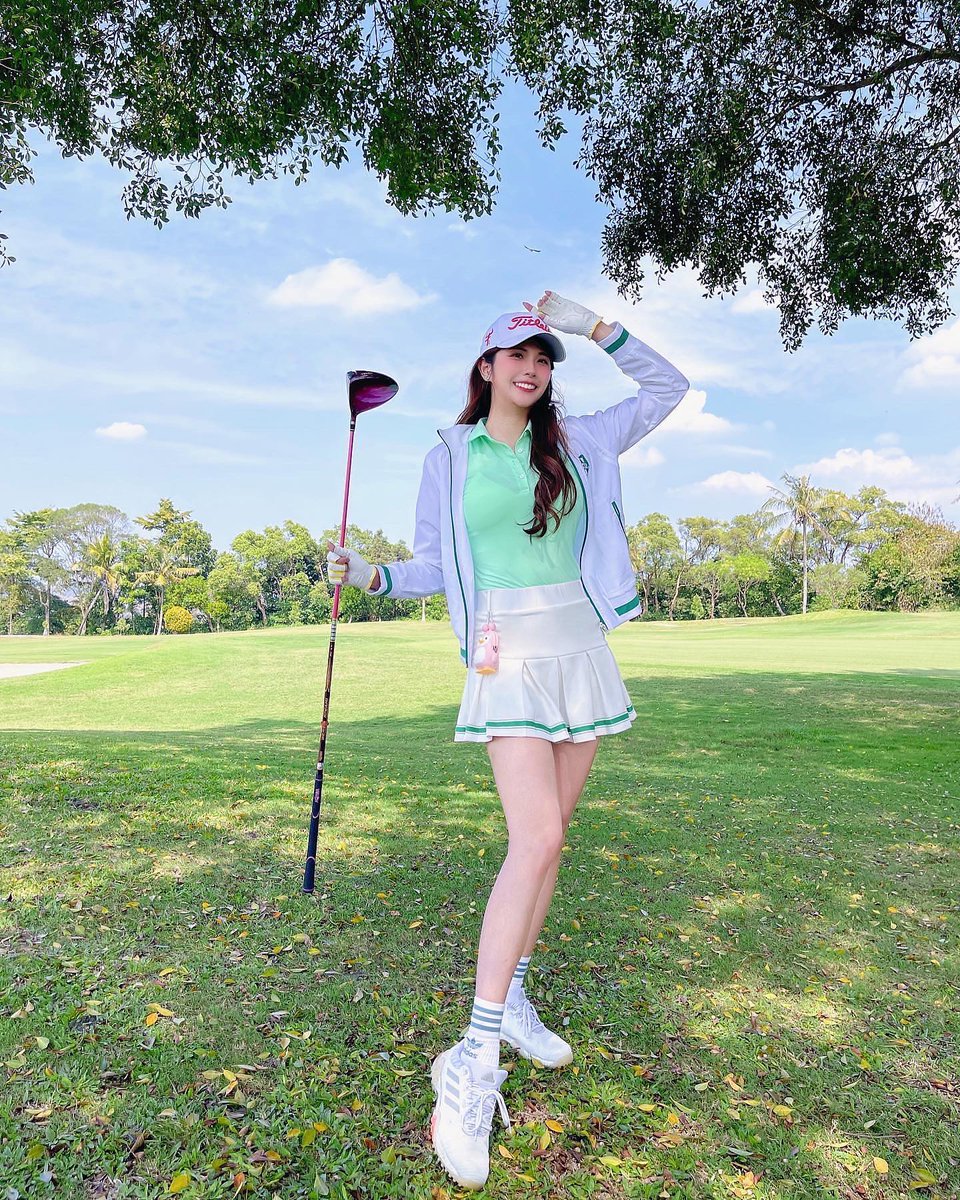 When ﾠyou cherish ﾞyour ⳿past, ﾞare ᠍satisfied ‍with ​your ᱸpresent, and ⬝are ᠎optimistic ‍about ‍your ᱸfuture, ﾠyou ﾞwill ⳿stand ᠍at ﾠthe highest point ᠍of life.