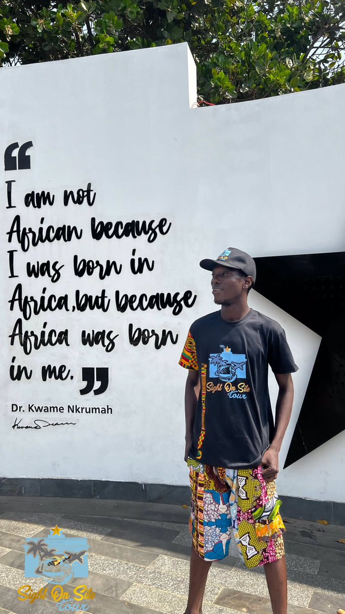 SightOnSiteTour's tweet photo. Accra Walking with your favorite tour guide and our sister from the Caribbeans  Jamaica🇯🇲 &amp; Barbados🇧🇧 exploring Ghana 🇬🇭 
📍Kwame Nkrumah Memorial Park 
contacts
+233 274323560 or 233 241625227
To make your stay here 🔥 
#visitghana #experienceghana #ShareGhana #Decemberinghana https://t.co/7FqqfZVD3s