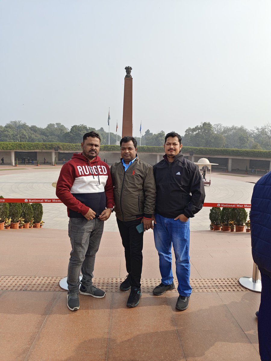 ashishnayakone's tweet photo. 2005 Batch Friends Meet-up #2024 
Still Running a Successful Friendship TON with @amitKodisha !! #Sadananda https://t.co/d7GgPOike6