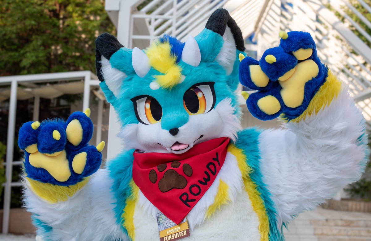 rowdy_drusky's tweet photo. On 6/1, we welcome ラウヂイRowdy, a dragon husky mix, from @Amenote_Studio
It was a special day as ラウンド appear first time here at JMoF! Looks forward seeing you at the next event~

#Amenote_Studio
#JMoF2024 https://t.co/lZLRg5cb4U