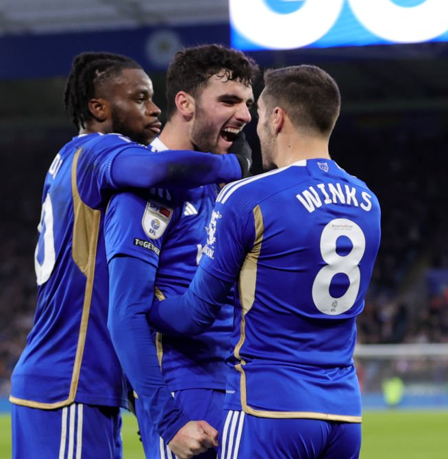goalg0ys's tweet photo. #hotthreesome #leicestercity 🔥🔥🔥 https://t.co/lGSD379Bi7