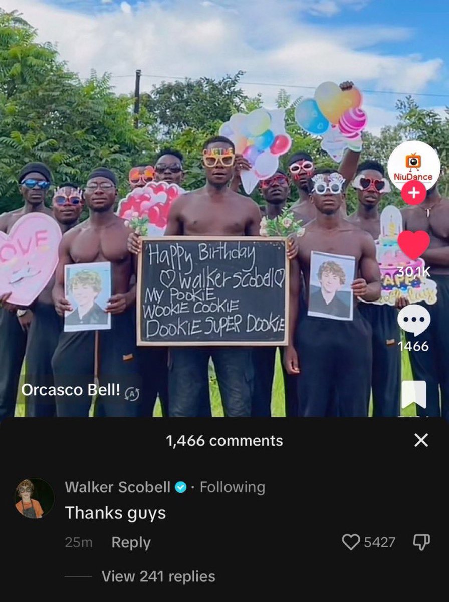 swiftcarys's tweet photo. this is peak comedy to me idk https://t.co/jFlrXL1mIh