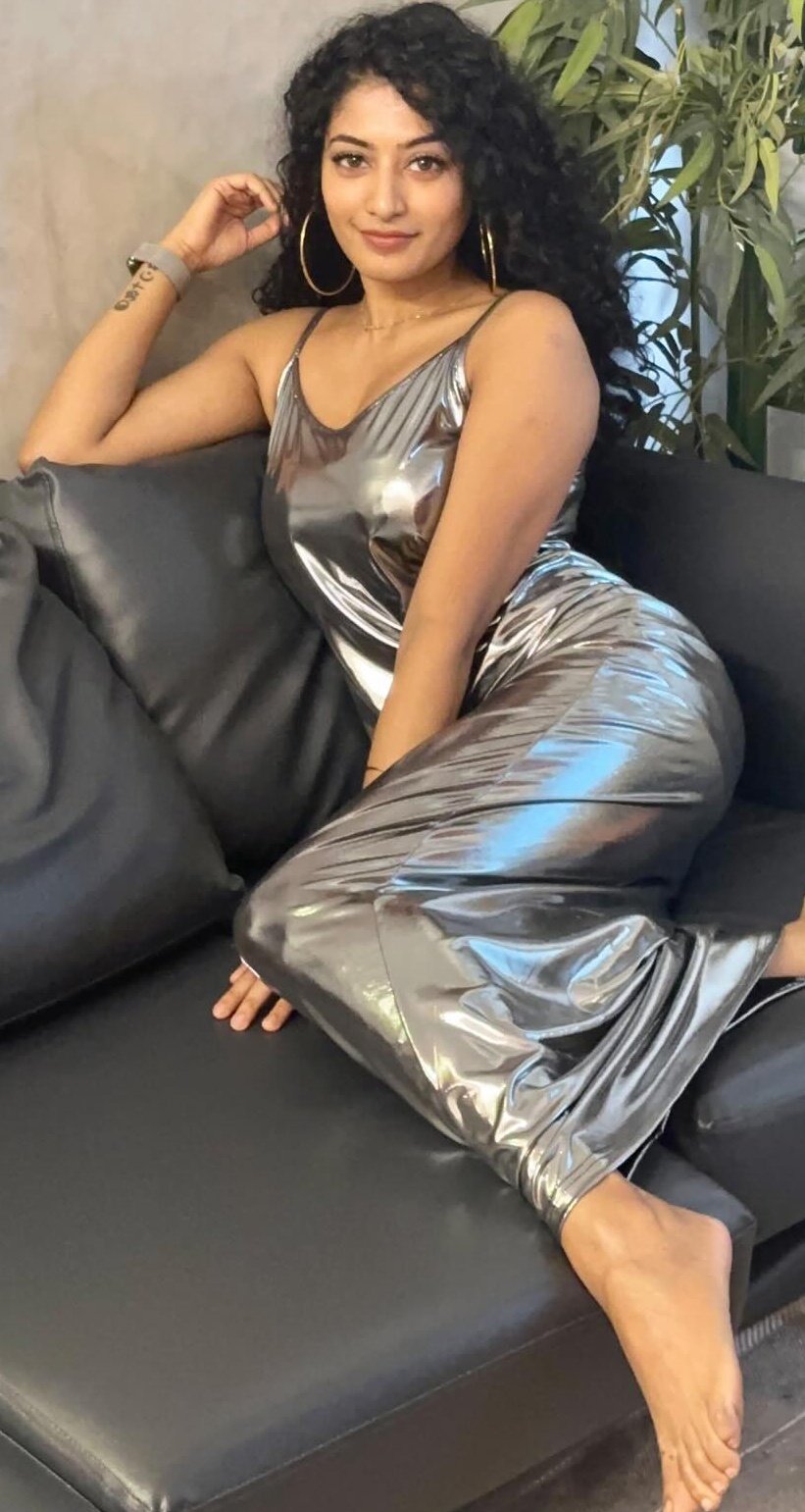 GDOG146a0AACVQD?format=jpg&name=large