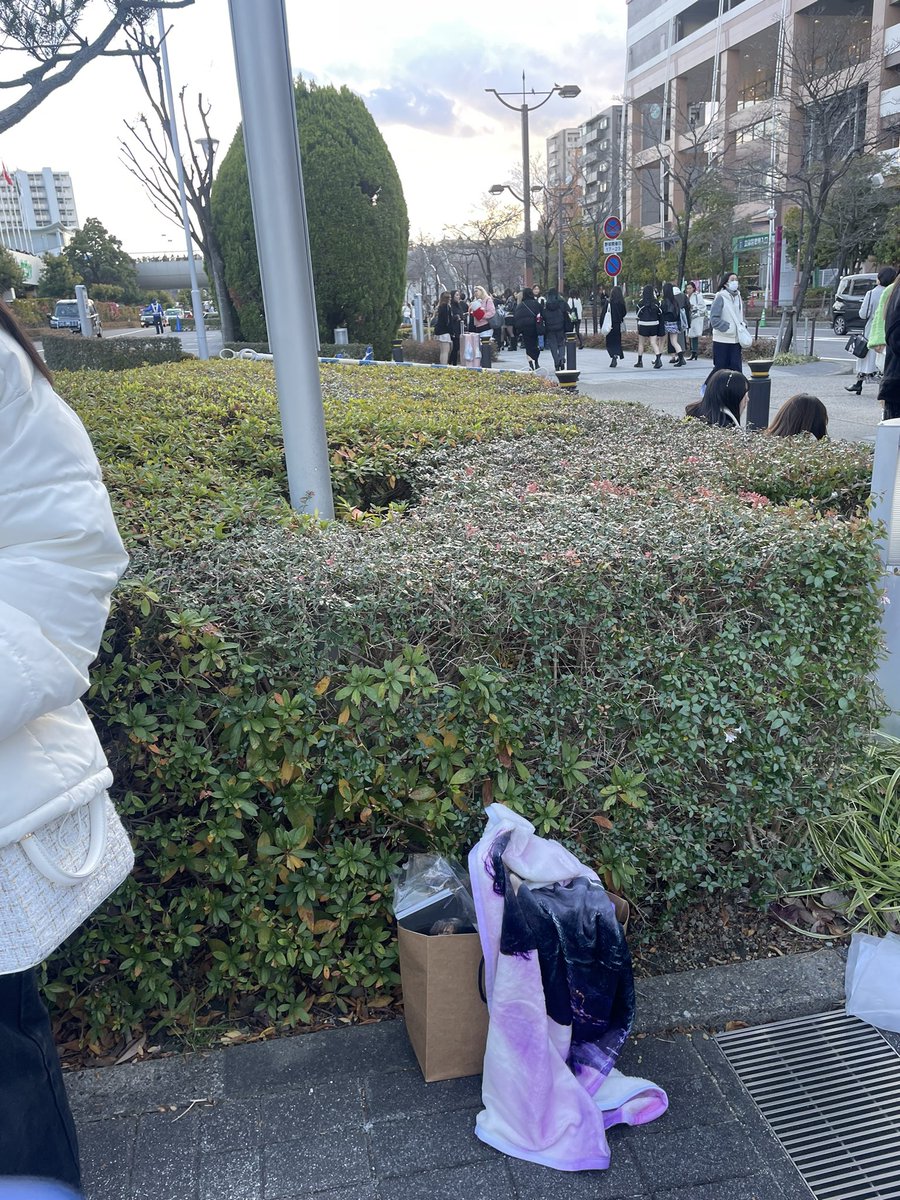 snow_do0rop's tweet photo. ここで配布始めます🤍 https://t.co/fwahc1UC6t