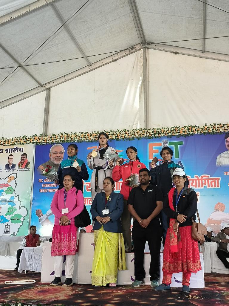 NdaKv's tweet photo. Feeling Proud. 💐💐👍
Ms. ARIA D’SOUZA of PM SHRI KV NDA, PUNE won Bronze Medal in Taekwondo @ NATIONAL SCHOOL GAMES, SGFI 2023-24. https://t.co/YiA3GoaehW
