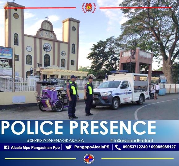 PangppoAlcalaPS's tweet photo. Personnel of Alcala Police Station under direct supervision of PMAJ REGIN E CABICO, COP conducted police presence &amp; traffic assistance within area of responsibility to prevent any occurrence of crime.
#SerbisyongNagkakaisa
#ToServeandProtect
PD Pangasinan PPO https://t.co/6fUwqEFAWv