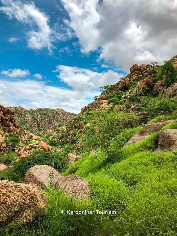 ESoojani's tweet photo. “Mountains are the beginning and end of all natural scenery.” – John Ruskin.

#SaveKaroonjhar 
#SaveWildLife
#SaveEnvironment https://t.co/IpXYcvZz1e