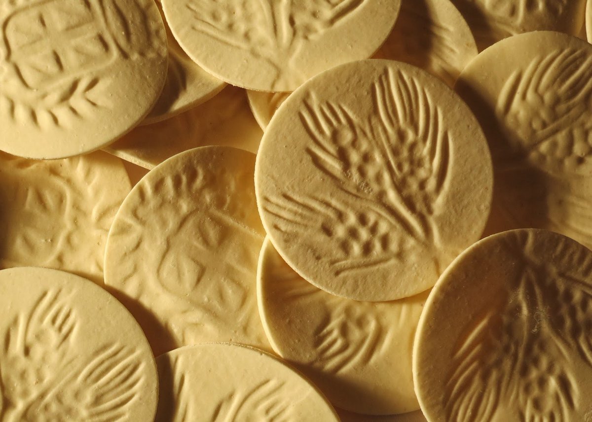 tuoamici's tweet photo. I bought corzetti stamps, exciting! https://t.co/U2HZ3vxD9f