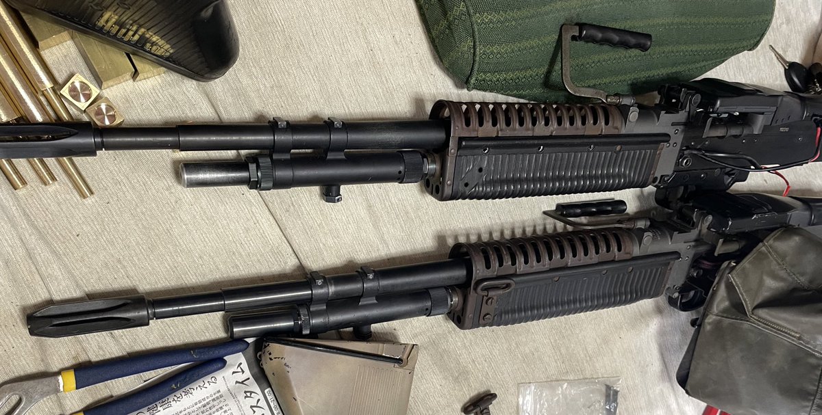 cobra6221's tweet photo. 廃棄品の潰れた実物M60ハンドガード。
なんとか修正でき取付できるまでになりました!大変だったけど何とかなるもんですねぇ😌一安心。
#BMINDUSTRY
#M60 https://t.co/9W2F0SLmol