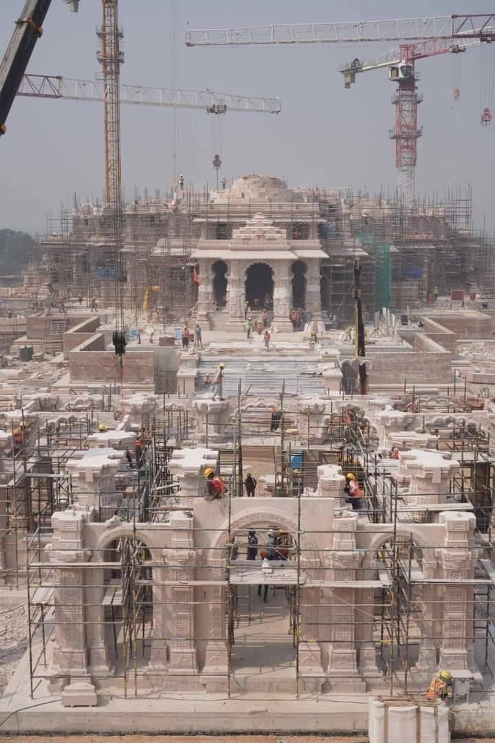artificialbhau's tweet photo. माझा मंदिर,मशीद,चर्चला विरोध नाही.मला या निरुपयोगी वाटत असल्या तरी सर्वांना स्वातंत्र्य आहे. असो.17Aprilला रामनवमी आहेच तर तीन महिने आधी का कार्यक्रम केला जातोय?भाजप समर्थकांना सुध्दा माहीते, इलेक्शनसाठी.भाजप हे डिफेंड करू शकत नाही.रामाचा वापर राजकारणा साठी होतोय हे स्पष्ट दिसतंय https://t.co/uvJezK5V2R