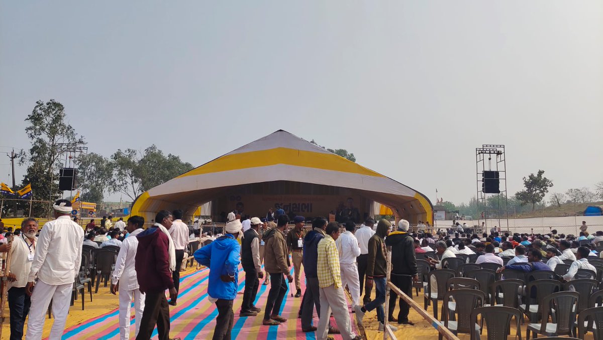 RKCERTIFIED's tweet photo. The excitement is picking up steam in Gujarat! The 2027 plan has commenced in BJP's citadel. I know, what about LS, for that too!

Jo Congress nahi kar paya, AAP wo karke dikhayenge Gujarat mai!

Jai Hind🇮🇳 https://t.co/Cq8Oh0sfYq