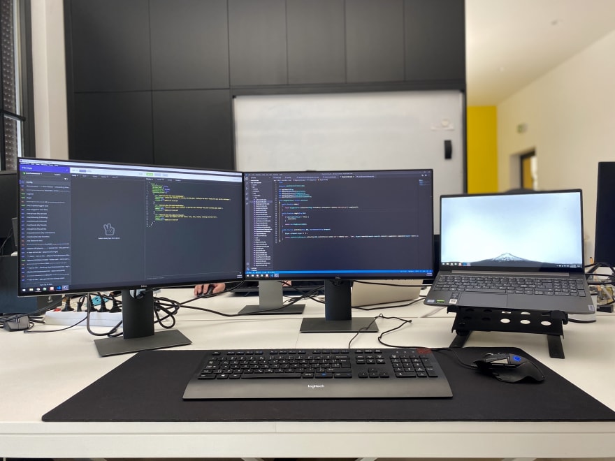 Salmaanqaisar's tweet photo. Hear me out.

If you're a developer, data analyst, UiUX designer, AI dev or you are in Tech.

I promise to follow you back.

10,000 solid connections is my goal. https://t.co/SeObGgc1fX