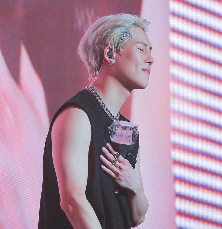 my_honey_glow's tweet photo. #JOOHONEY #JOOHEON #์ฃผํ #MONSTAX #MONSTA_X #๋ชฌ์คํ์์ค @Official_MX_jp @OfficialMonstaX #MX_AGENT https://t.co/SgCF8AF6hM