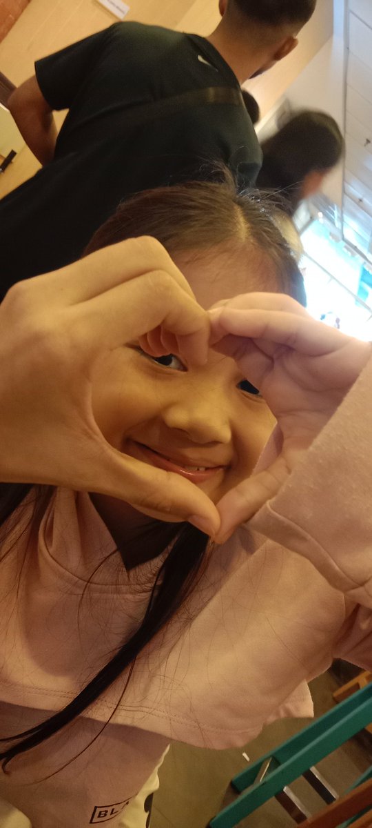 sntged's tweet photo. Sila na lang date ko palagi🥹 https://t.co/ByaqbFu4lX