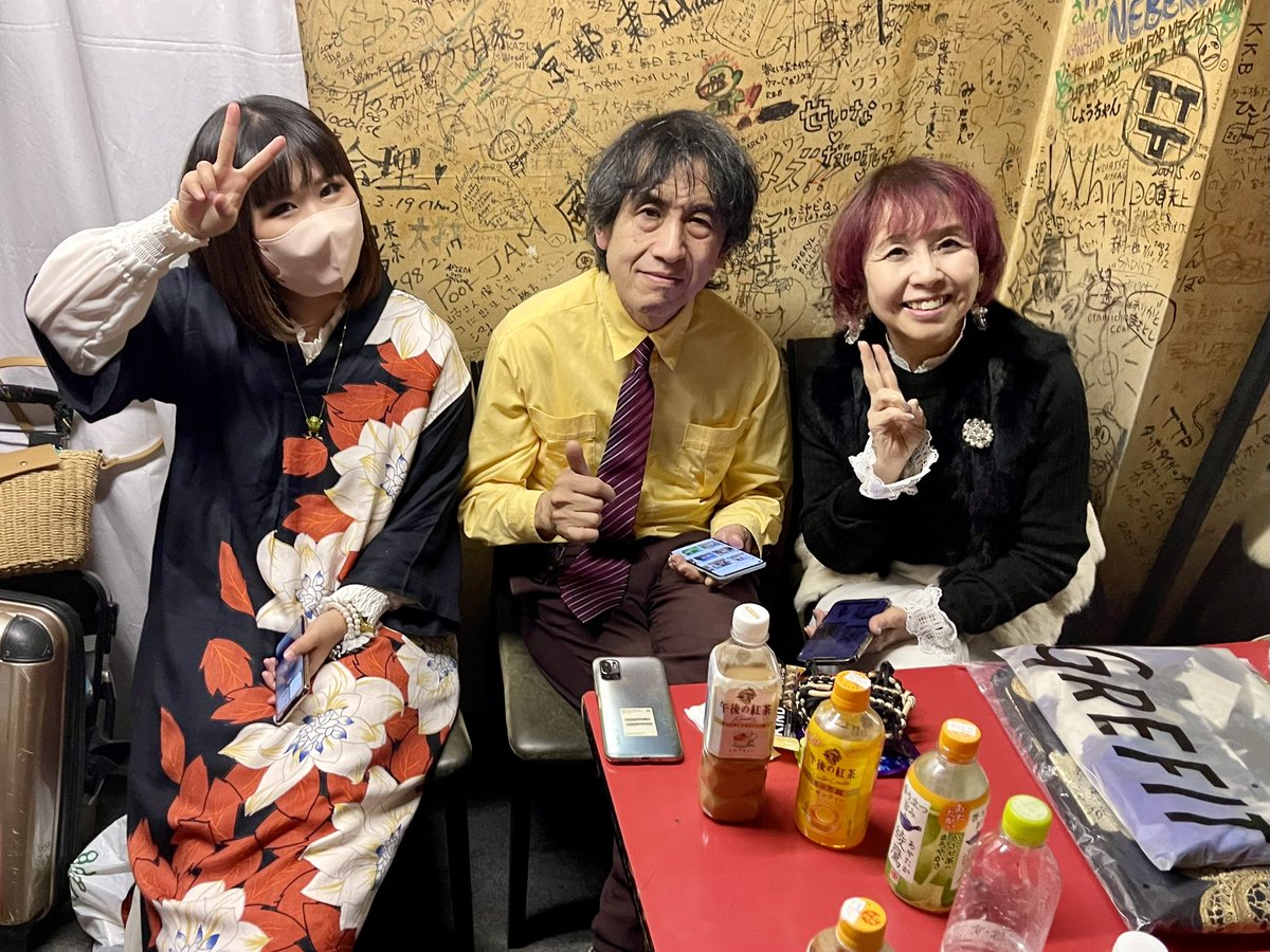 PALMTONE's tweet image. 「わくわくパームトーンサンデー」楽屋風景！
まもなく本番！

#タジ
#まっすん
#masae
#あきっすん
#BBガールズ