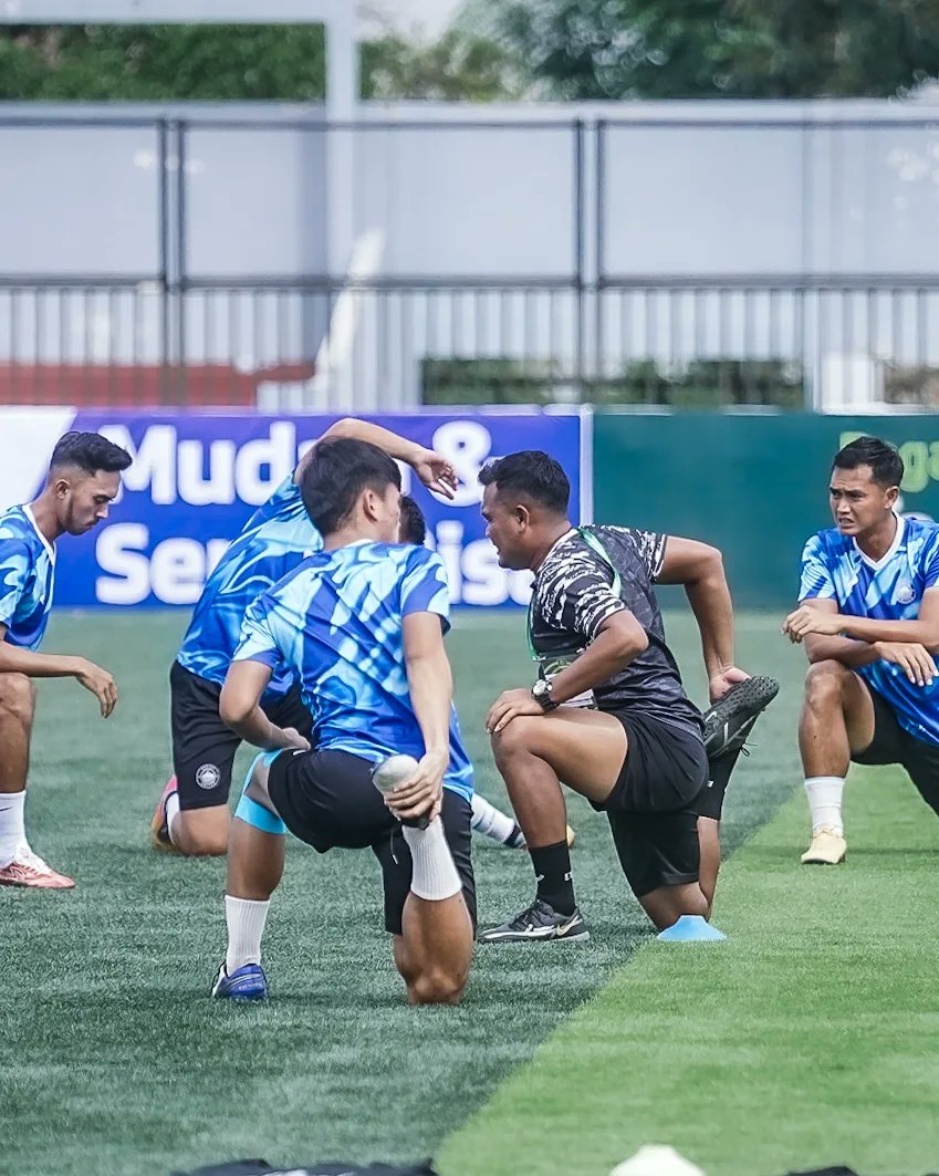 𝐖𝐚𝐫𝐦𝐢𝐧𝐠 𝐮𝐩 🔥

#sulutunited 
#torangsulutunited 
#bagejo 
#bakuabisjo