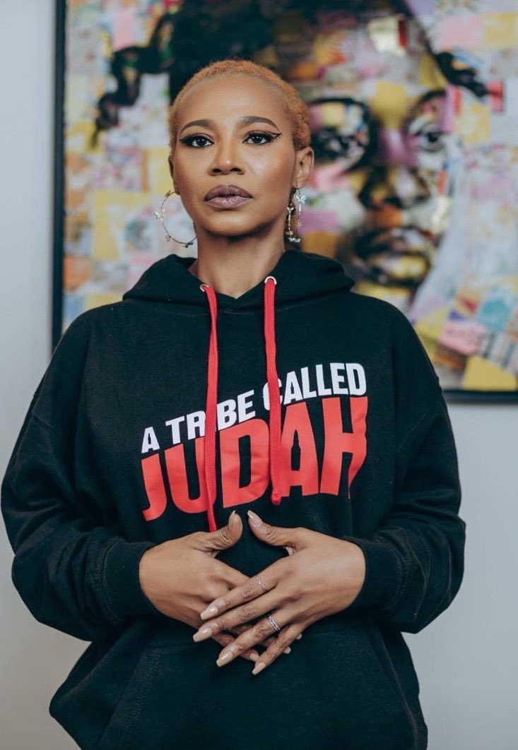 No sex tapes 
No drama 
No clout 
No controversy 
No prostitution 
No married men 
No BBL
Just low key and making it big 
This is one Nollywood actress I respect so much
Do you know her name?