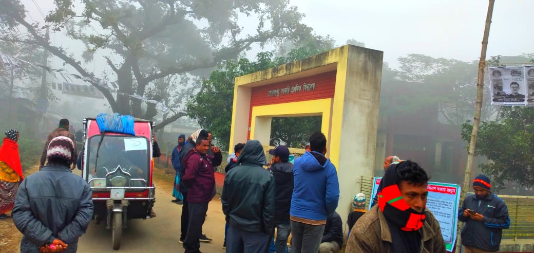 skdrajib's tweet photo. #Elections2024 is going on in #Setabganj, #Bochaganj, #Dinajpur, #Bangladesh 
#BangladeshElections #boat #VoteMK2024 #vote https://t.co/JNSOf6ipBS