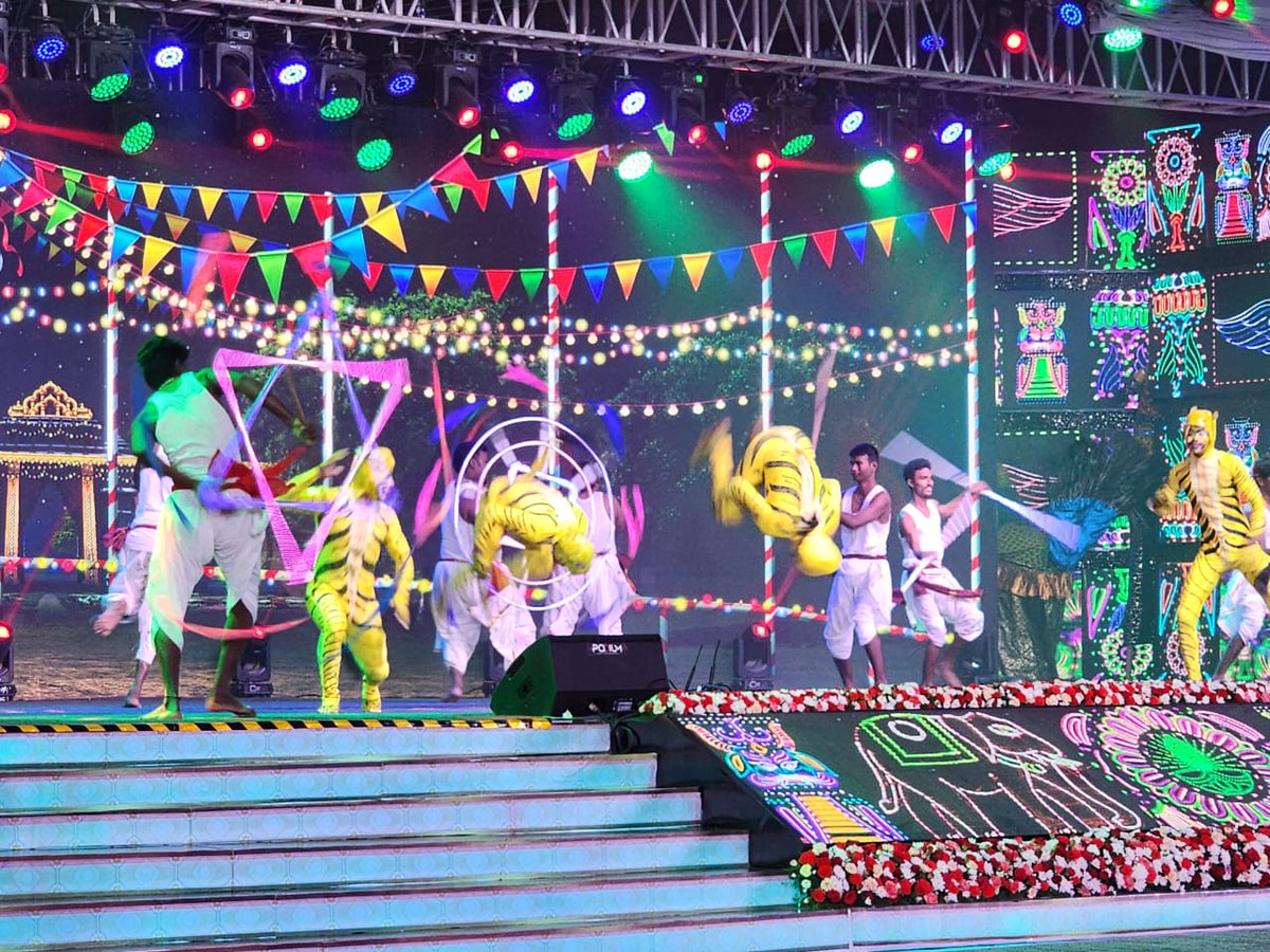 SGinIndia's tweet photo. Just one word to describe the #TNGIM2024 inauguration ceremony: WOW!!! - HC Wong #InvestInTN #DravidianModel @mkstalin @TRBRajaa @CMOTamilnadu @Guidance_TN https://t.co/SfBlj5OVvb