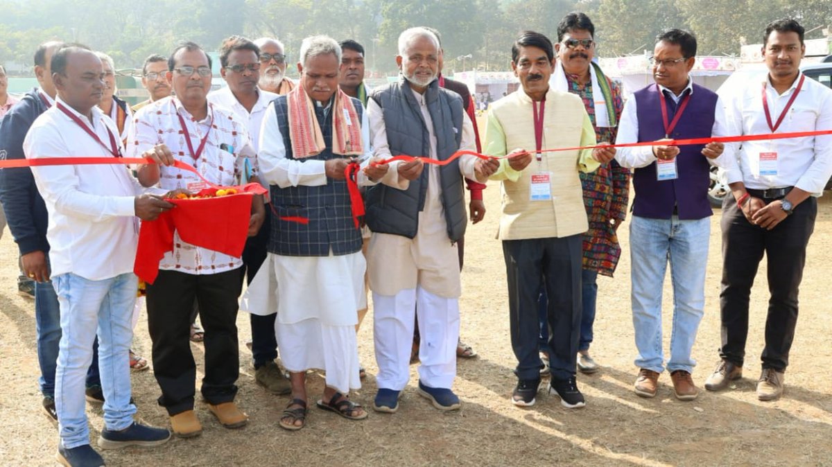 krushibibhag's tweet image. District-level #FarmMechanization mela was inaugurated at Phulbani, Kandhamal on January 5 by Hon'ble MLA Angada Kanhar. Such melas aim to reduce cultivation costs and promote financial stability of farmers.
@premcchaudhary @rajaaswain @arvindpadhee
