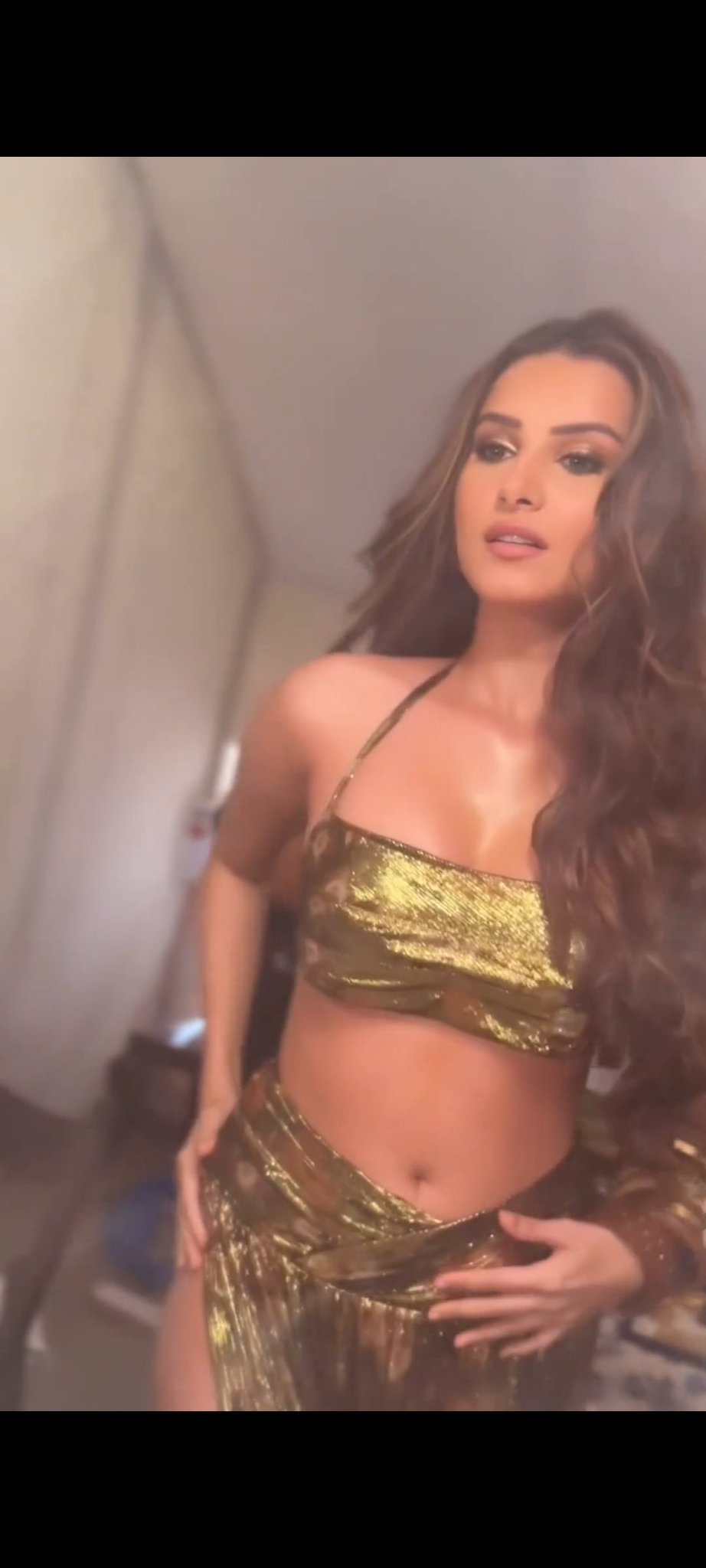 GDOYoqZakAA8HDR?format=jpg&name=large