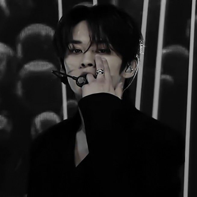 LKLestrange's tweet photo. ─── ⋆⋅☆⋅⋆ ───

"Come on, you can do better than that!"

Minho Lestrange. Better known as Lino. 

─── ⋆⋅☆⋅⋆ ───
HP parody account
─── ⋆⋅☆⋅⋆ ─── https://t.co/ZXQLrCbDy1