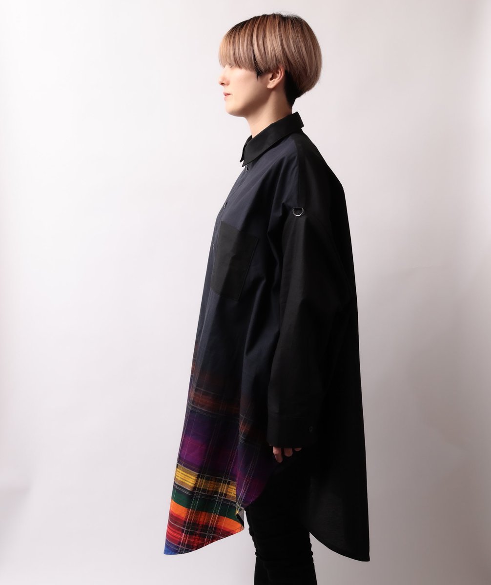 tears_of_swan's tweet photo. TEARS OF SWAN×RIDDLEMMA-RAINBOW TARTAN CHECK CIRCLE BIG SHIRTS
¥27.000(tax in)

RIDDLEMMAとのコラボレーションアイテム
ブランド定番のRAINBOW TARTAN CHECKをグラデーション加工を施したビッグシルエットシャツになります

https://t.co/8vpBeMG5V1
(2月下旬発送開始) https://t.co/FKJhfJumWx