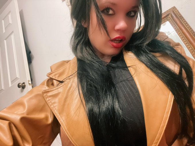 Had too much Fun today🌻.. https://t.co/cAtt0SvfvA
