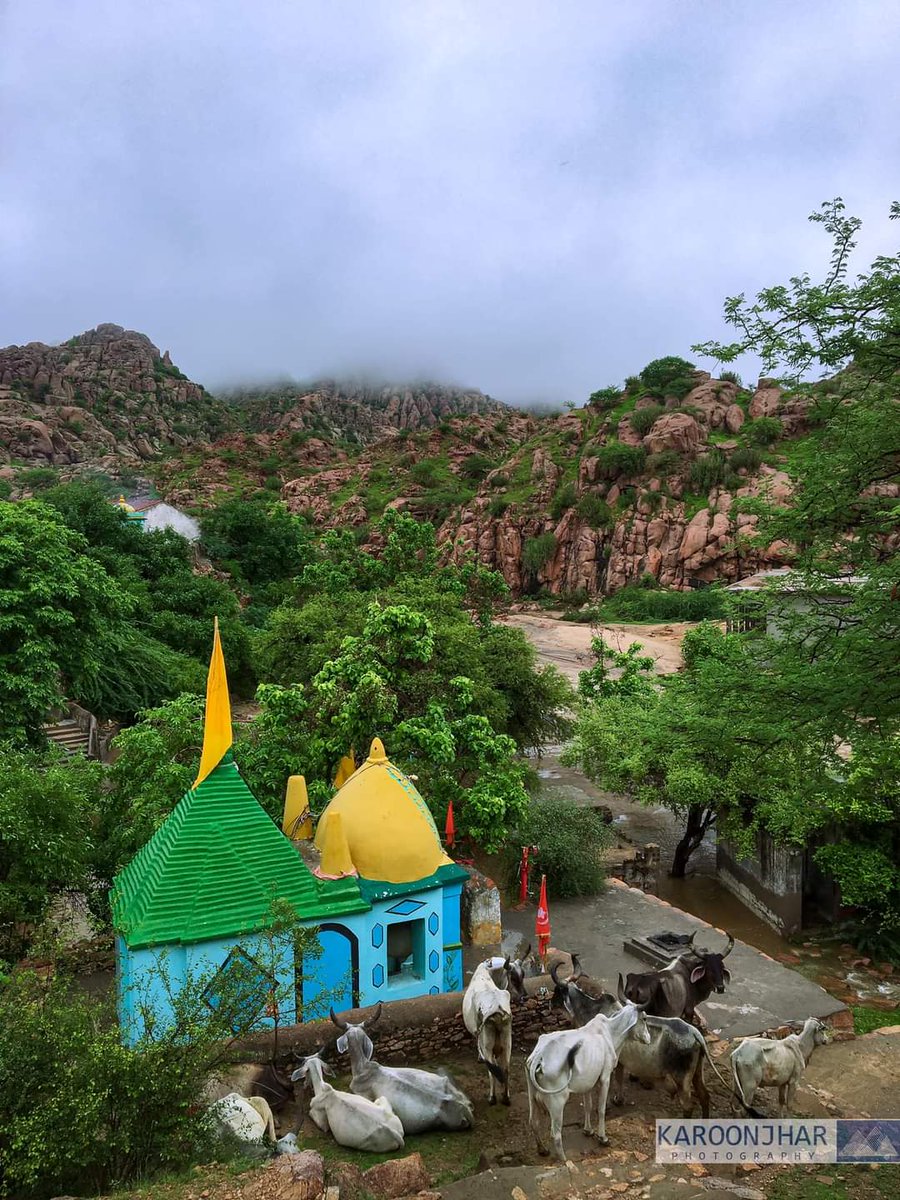 shanker1101's tweet photo. The rich historical and cultural significance of the Karoonjhar Hills, serving as a place of worship for various religions, underscores the importance of preserving this unique site for futre gnrtions and fostring mutual rspt for diverse traditions.
#SaveKaroonjhar 
@RamsarConv https://t.co/P7whchqKEW